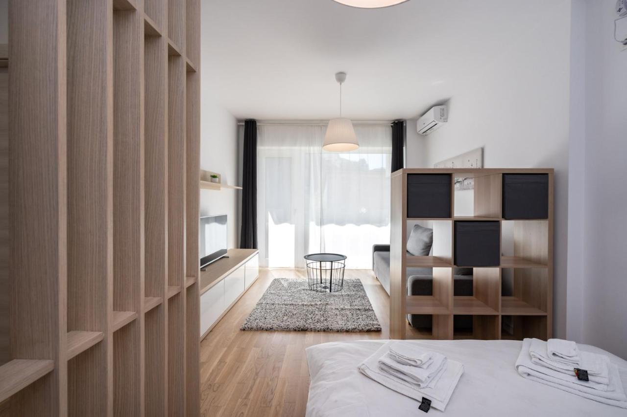 Zen Studios - Central Escape With Parking บูคาเรสต์ ภายนอก รูปภาพ